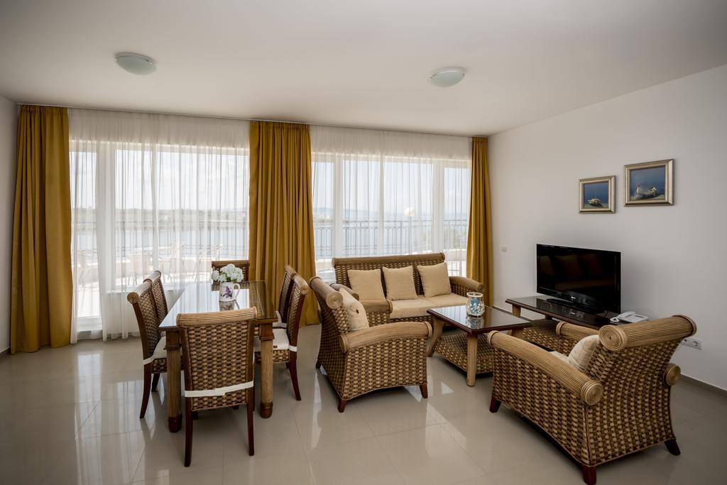 Arapya Sun Resort Bagian luar foto